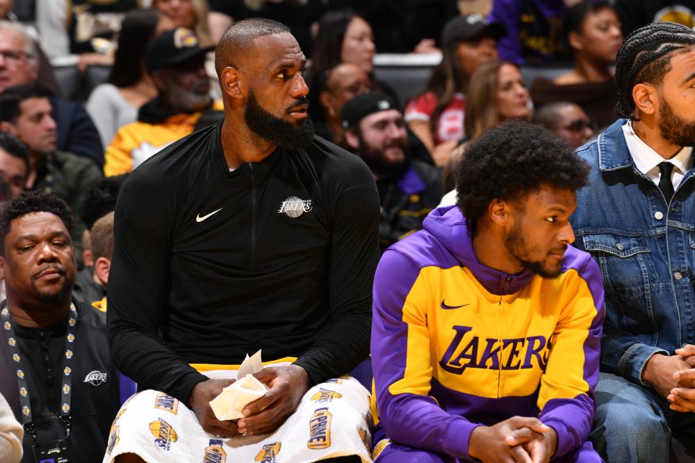 还特别侧重 还特别侧重