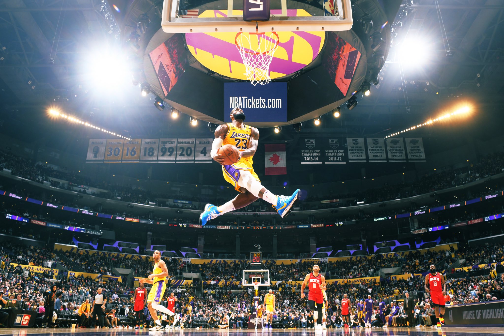 严肃对待 严肃对待